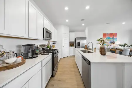 Meridiana by Imagination Homes in Manvel - image 9