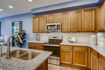 Trailstone Townhomes | The Westerly Collection by Taylor Morrison in Arvada - photo 42 42