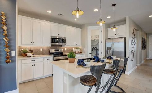 Castillo at Anderson Parc by Brightland Homes in Buckeye - photo 5 5