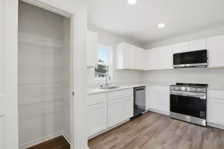 Rainbow Lakes Estates by Century Complete in Dunnellon - image 3