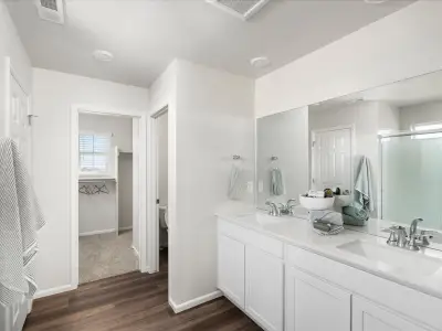 Frontier Estates - The Flora Collection by Meritage Homes in Firestone - image 10