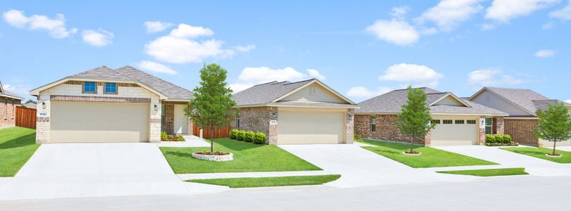 Falcon Heights by Lennar in Heath - image