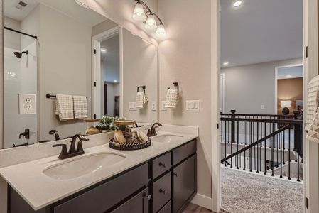 Floret Collection at The Outlook at Southshore by Century Communities in Aurora - photo 33 33