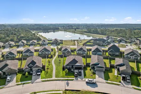 Ambrose by M/I Homes in La Marque - image