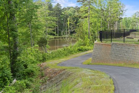 Walking Trails at McEwen Village in Mint Hill