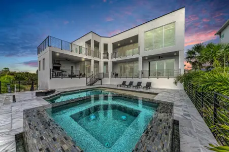 Legends Bay by Medallion Home in Bradenton - image 4