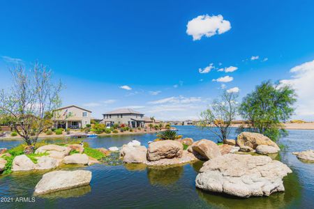 Lakes at Rancho El Dorado by D.R. Horton in Maricopa - photo 6 6