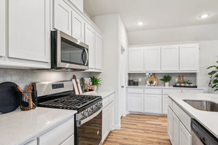 Ambergrove by Century Communities in Royse City - image 17