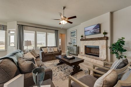 Fairview Meadows by Riverside Homebuilders in Rhome - photo 54 54