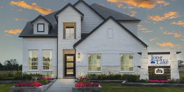 Huntington Place by Long Lake Ltd. in Rosharon - image