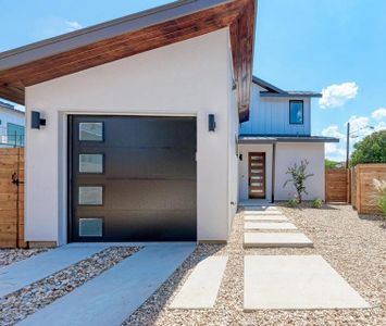 Modern Homes on Tillery Street  by Alpha Builders Group in Austin - photo 4 4