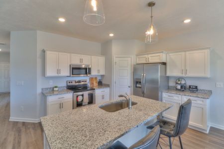 Collin's Place by Harney Homes in Decherd - image 15