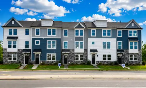 Bryton Crossing Townhomes by Eastwood Homes in Huntersville - image 5