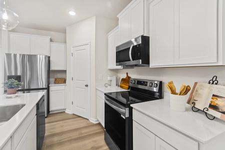 Cottage Corners by Veranda Homes in Taylors - image 15