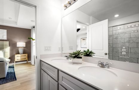 Larson Crossing by Centex in Elgin - image 8