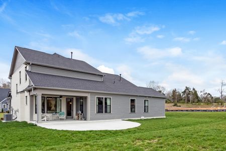 Aden Woods of Castleberry Farms by Celebration Homes in Fairview - image 4