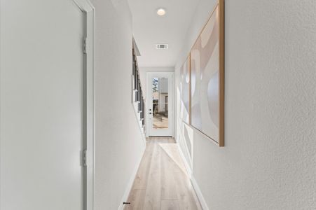 Highland Gardens by Faircroft Homes in Houston - image 18