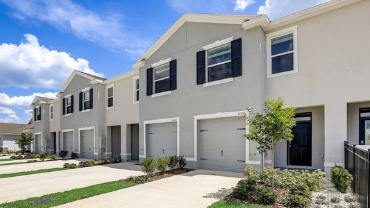 Farm at Varrea Townhomes by D.R. Horton in Plant City - photo