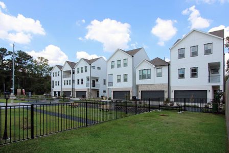 Commons at Ella Forest by Oracle City Homes in Houston - photo 4 4