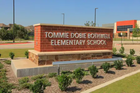 Cambridge Crossing: 50ft. lots by Highland Homes in Celina - image