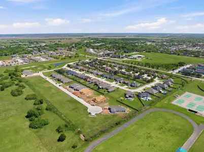 Elm Estates by Century Communities in Angleton - image