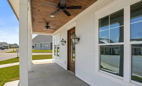 Palmetto Crossing Cottages 11