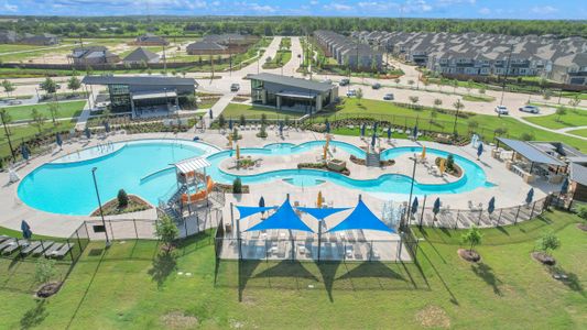 Sunterra by Brohn Homes in Katy - image 3