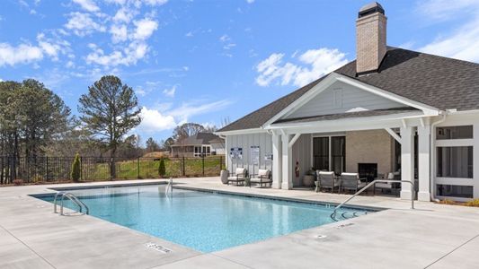 The Courtyards at Redbud Lane by Epcon Communities in Holly Springs - image 6