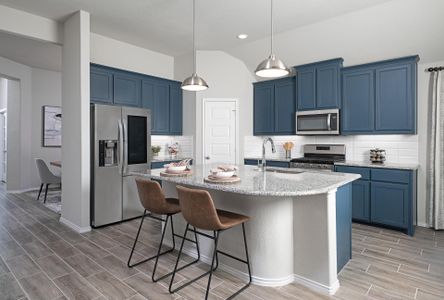 Summer Crest by Landsea Homes in Crowley - photo 20 20