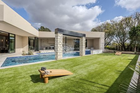 Ironwood Golf Villas by Cullum Homes in Paradise Valley - image 2