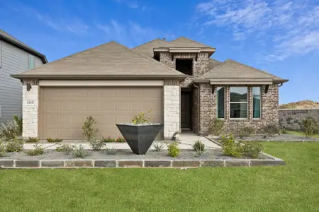 Prairie Winds by Trophy Signature Homes in Hutto - image 4