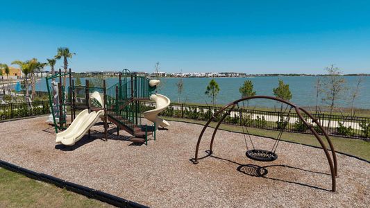 Emerald Landing at Waterside at Lakewood Ranch – Lake Series by David Weekley Homes in Sarasota - image 15