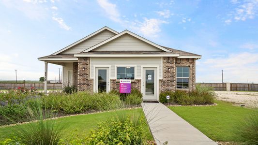 Dauer Ranch by Legend Homes in New Braunfels - photo 0 0