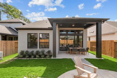 The Highlands 40' by David Weekley Homes in Porter - image 4