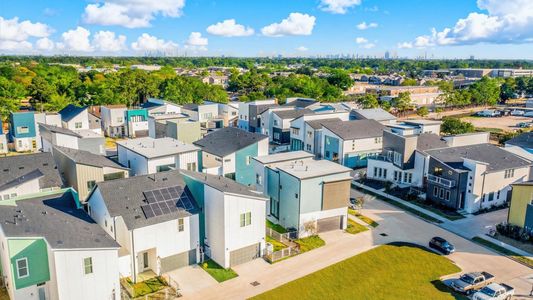 Avondale by InTown Homes in Houston - image 10