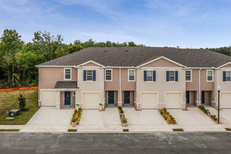 Horse Creek at Crosswinds Townhomes by D.R. Horton in Davenport - photo 18 18