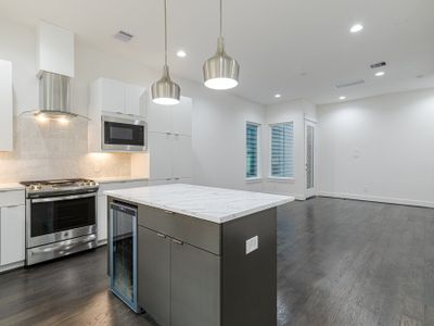 Riverside Estates by Topaz Developers in Houston - photo 15 15