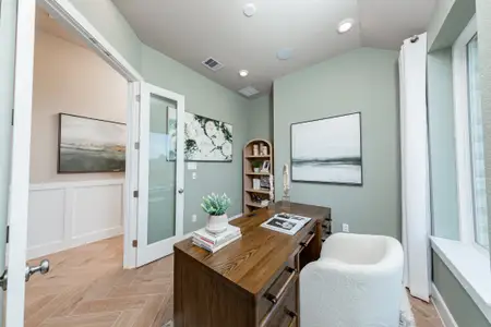 Amira: Hilltop Collection by Beazer Homes in Tomball - image 6