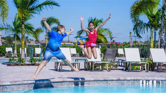 Aurora at Lakewood Ranch: Townhomes by Lennar in Bradenton - photo 3 3