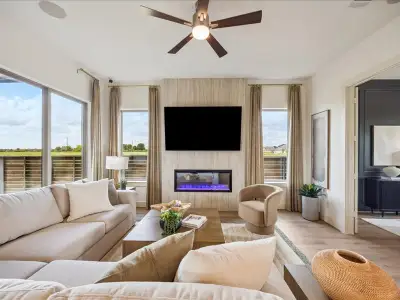 Indigo by Autograph Homes in Richmond - image 7