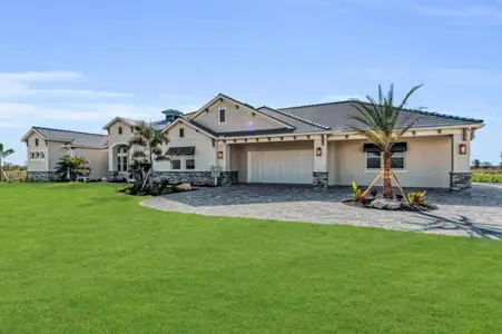 Hampton Lakes by Medallion Home in Sarasota - image 18