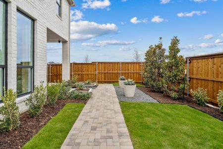 Mustang Lakes Villas by American Legend Homes in Celina - image 7