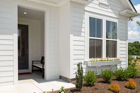 Woodbridge Glen by Celebration Homes in Lebanon - image 4