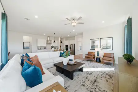 Liberty Collection at Sunterra Lakes by Century Communities in Brookshire - image