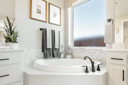 Timberbrook by Bloomfield Homes in Justin - image 9