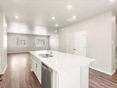 Vive on Via Varra: The Apex Collection by Meritage Homes in Broomfield - photo 71 71