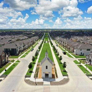 Pecan Square: 100ft. lots by Highland Homes in Northlake - photo