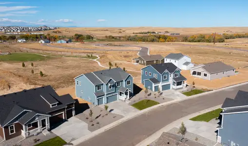 Spring Valley Ranch by Dream Finders Homes in Elizabeth - image