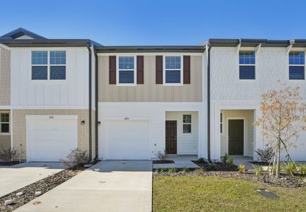 Tyson Townhomes by Starlight Homes in Zephyrhills - photo 6 6