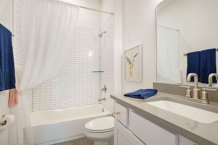 Twin Oaks by Grant & Co in Oakland - image 8